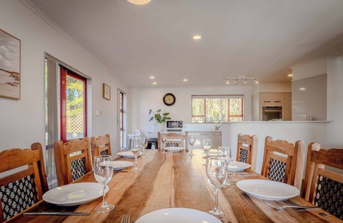 Lynmore Casa | Hilton Retreat | Lynmore Location with Spa Pool