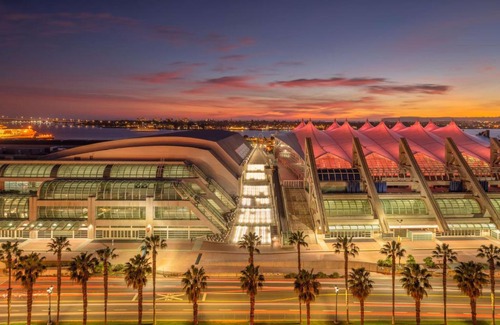 Marina District Hotel | Hilton San Diego Gaslamp Quarter