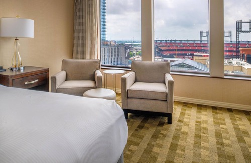 Downtown St. Louis Hotel | Hilton St. Louis at the Ballpark