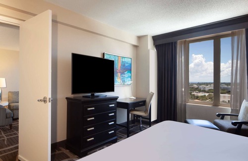 St. Petersburg Hotel | Hilton St. Petersburg Bayfront