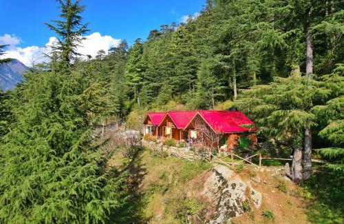 Banjar Chalet De Esquí | Himalayan Cedar Nest