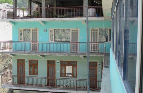 Kumharsain Casa | Himalayan Flower Vatika