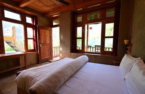 Kullu Casa | Himalayan Mud Resort