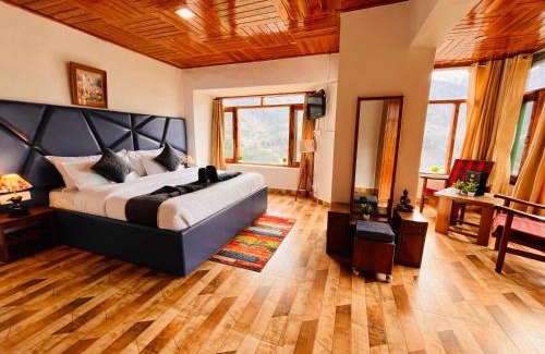 Simsa Village Hotel | Himalayan River Mountain View 2 Bedrooms Cottage, Manali