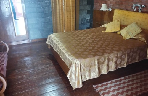 Rajgarh Hotel | Himgiri Nature Retreat
