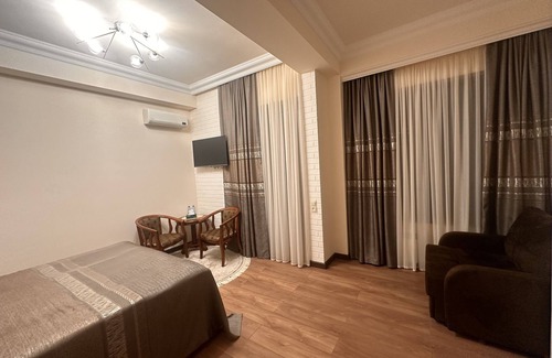 Kentron Hotel | Hin Yerevantsi