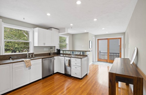 Kenberma Casa | Ocean Views & Private Yard in Spacious Designer Home. Perfect for Large Families