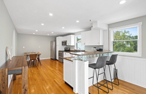 Kenberma Casa | Ocean Views & Private Yard in Spacious Designer Home. Perfect for Large Families