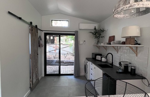 Guanaba Apartamento | Hinterland Retreat in the Gold Coast's most picturesque pocket!