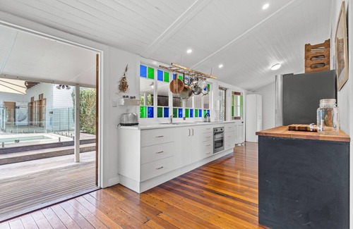 Lennox Head Casa | Hinterland Views - Pet Friendly - Charming Pet Friendly Queenslander with Pool