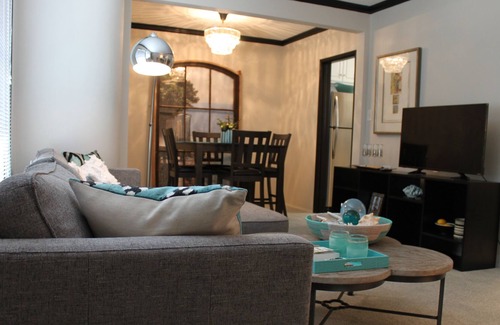 Altadena Casa | HIP CHARM & COMFORT EN ALTADENA 1987