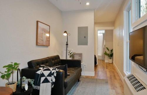 Downtown Jacksonville Apartamento | Hip Container APT - 5 Min Walk to TIAA Bank