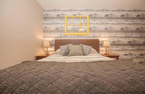 Pittsburgh Apartamento | Hip & Cozy to Explore the City or Catch a Game