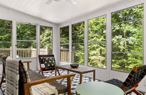 Becket Casa | Hip Renovated Mid Century 4 Bedroom on Long Bow Lake