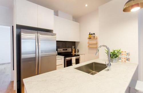 Little Italy Apartamento | Hip, Stylish Apartment in Little Italy by Den Stays A