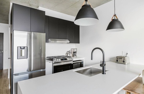 West Town Apartamento | Hip West Loop 1BR w/ Gym, Pet Area, Rooftop, W/D & Gym, by Blueground