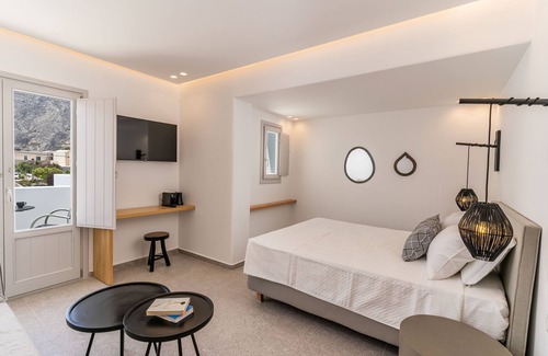 Kamari Hotel | Hippocampus Hotel