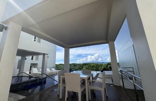 Yapak Apartamento | Hiraya Solana