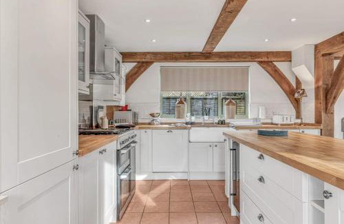 Chipping Campden Casa | Hiron's Piece - Hot Tub Packages Available