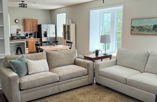 Lebanon - Pine Grove Casa | Historic 1803 Millstream House estate, newly renovated. 15 mins to Hershey!