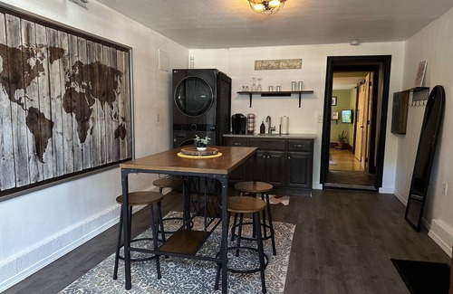 Canemah Casa | Historic 1898 Oregon City Home - 4 minutes from Downtown Oregon City!