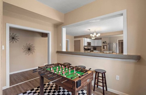 South Perry District Casa | Historic 5BR Home with Games Minutes to Downtown