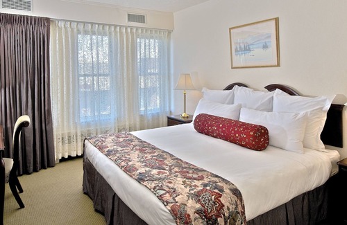 Downtown Anchorage Hotel | Historic Anchorage Hotel