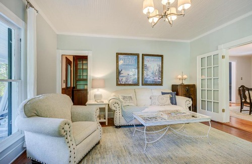 Bynum Casa | Historic and Charming Pittsboro Home with Fireplaces
