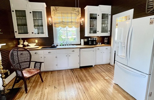 Walhalla Casa | Historic Bauknight House, the Jewel of Walhalla.