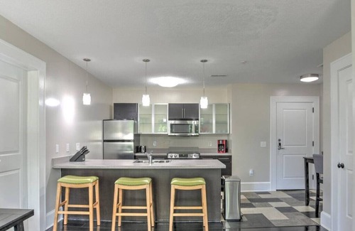 Asheville Condominio | Historic Building with Bakery and Restaurant