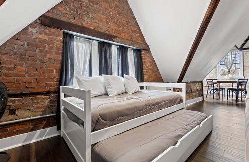 Northside District Otro | Historic Castle in Lexington