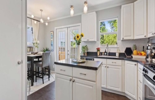Highland Casa | Historic Charmer Clean Comfortable