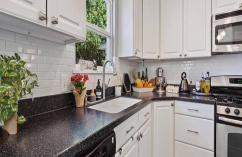 Highland Casa | Historic Charmer Clean Comfortable