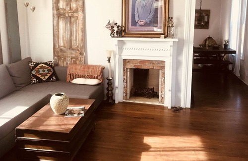 Cabbagetown Casa | Casa histórica con encanto a 2 millas del Super Bowl, sleep6
