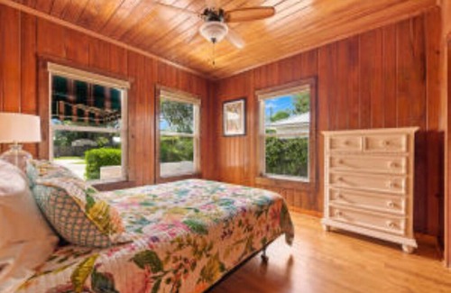 Hobe Sound Cabaña | Historic Cottage in Zeus Park