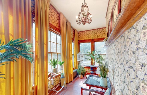 Winslow Casa | Historic Craftsman with period charm, covered porch, chef's kitchen, W/D & gym