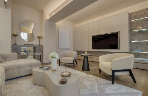Belgravia Villa | Historic Cubitt Lodge 3BD 3BA Gem W Steam Room