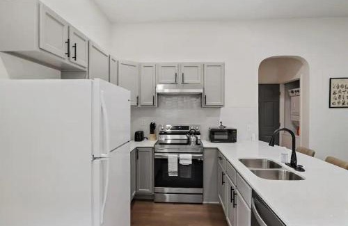 Herron Morton Casa | Historic District - 3BR - Newly Renovated Home
