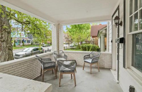 Herron Morton Casa | Historic District - 3BR - Newly Renovated Home