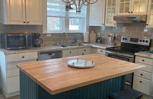 Washington Casa | Historic Downtown 1910 Brick 2 Story Home