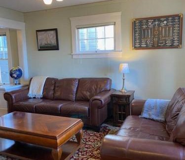Astoria Apartamento | Historic Downtown Flat, # 1