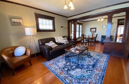 Astoria Apartamento | Historic Downtown Flat, # 2