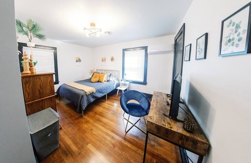 Somerset Apartamento | Historic Downtown Hideaway-- Suite B