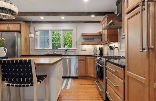 Wake Forest Casa | Historic Downtown Wake Forest Bungalow