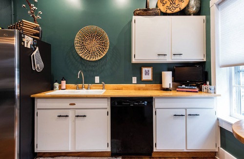 New Albany Casa | Centro Histórico Loft | 9 + camas | 10 minutos a Louisville Expo y Churchill
