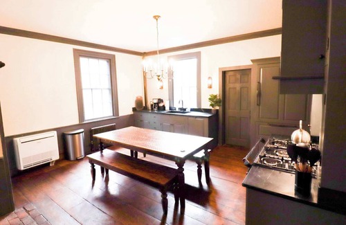 West End Casa | Historic Elegance in the Heart of Portland