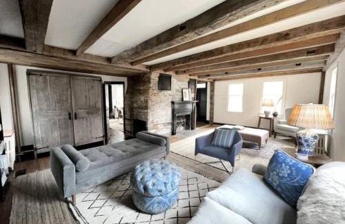West Cornwall Casa | Historic Estate - 5 min to Mohawk Mt Ski Resort