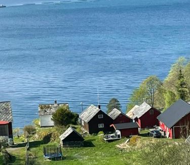 Fusa Casa | Historic Farm With Sea View Over Bjørnefjorden
