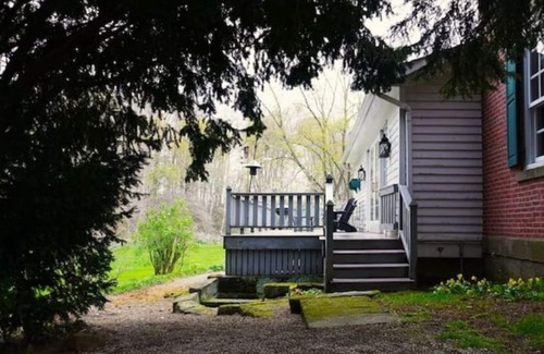 Dundee Casa | Historic Farmhouse with Gardens