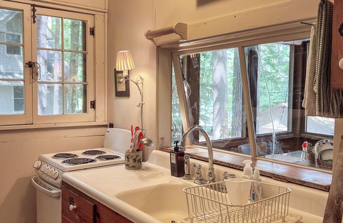 Empire Cabaña | Historic Glen Lake Cottage with Private Waterfront & Dock